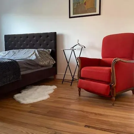 Chez Frederic - Gare De A 2 Minutes A Pied - Entierement Equipe Apartment