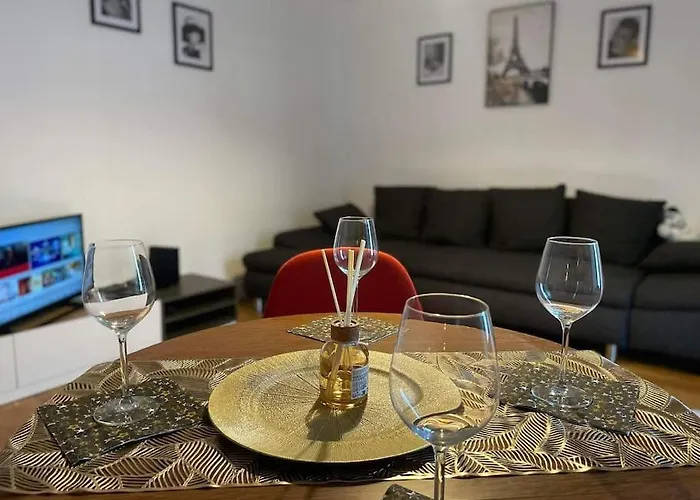 Chez Frederic - Gare De A 2 Minutes A Pied - Entierement Equipe 아파트